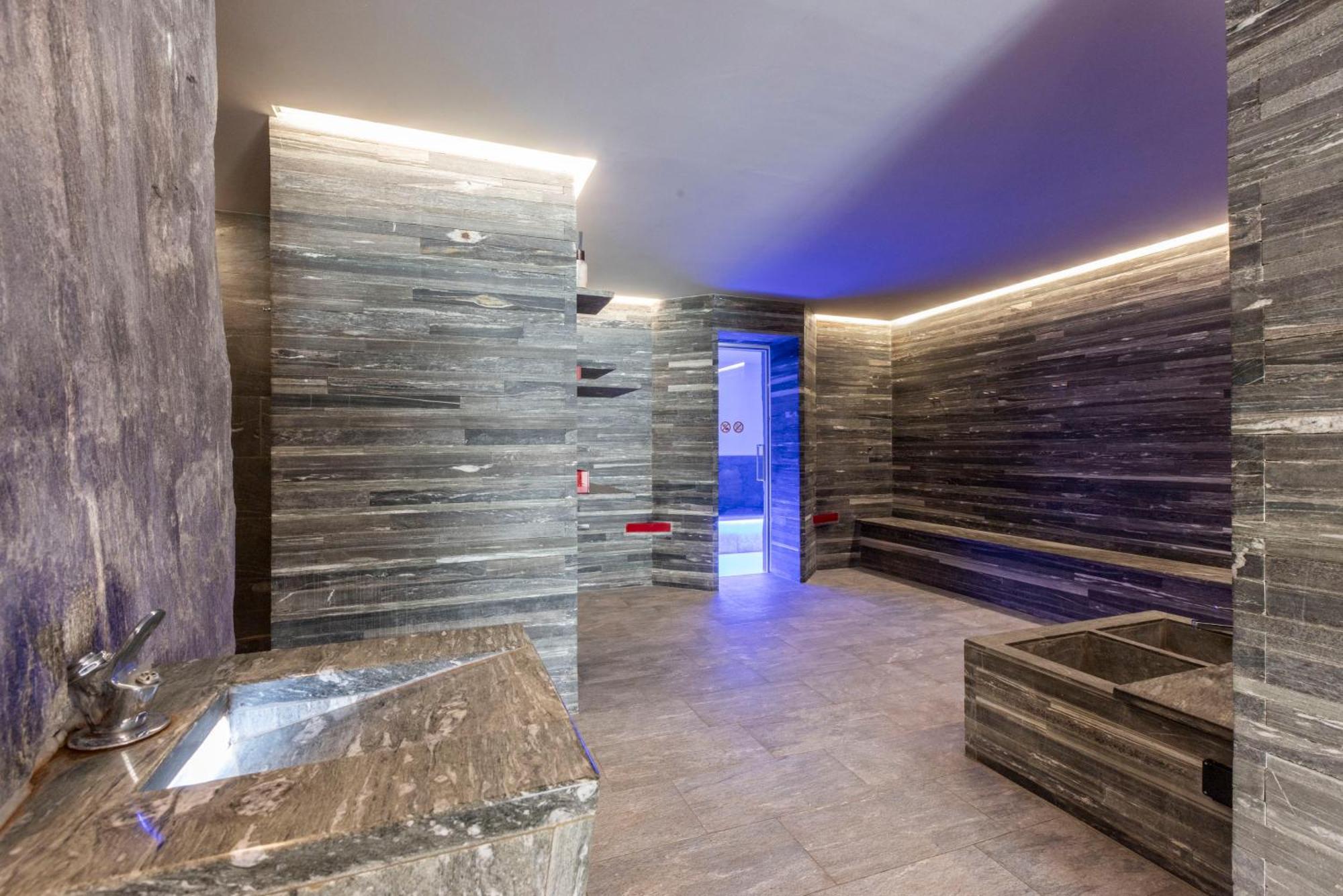 Naco Aparthotel By Arca Spa เซอร์แมท ภายนอก รูปภาพ